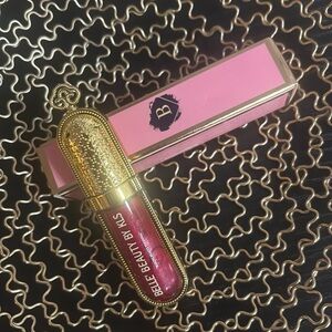 Liquid Matte Lipstick -“Lovesick”